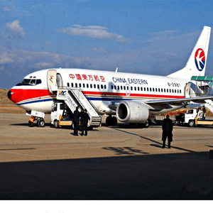 白城机场货运航空快运业稳步发展的原因是什么？
